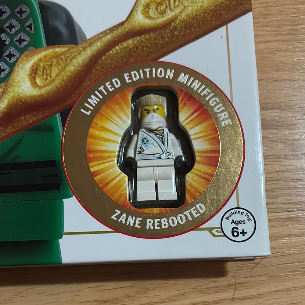 Like New Lego Ninjago Visual Dictionary with Zane Mini Figure - Picture 2 of 2